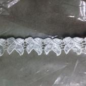 涤光丝水溶花边条码刺绣白色绣品