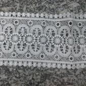 涤光丝水溶花边条码刺绣白色绣品