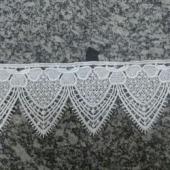 涤光丝水溶花边条码刺绣白色绣品