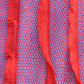 供应网布C8024涤纶网布时尚女装面料牛百叶单页染色促销优惠中