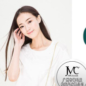 厂家现货涤氨汗布，大菊花针织印花面料，女装裙装面料轻薄服装面料