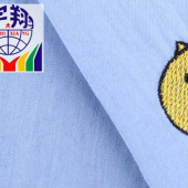 现货供应 春夏 涤棉牛仔面料 绣花牛仔布 儿童连衣裙衬衫服装用布