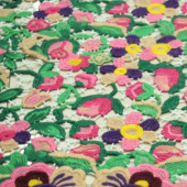 全涤针织网布绣花服装面料