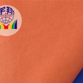 厂家供应休闲无弹斜纹布染色棉布潮流服装面料连衣裙上衣纯色布料