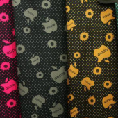 苹果弹力印花布 弹力双面斜羽绒服面料全涤印花服装面料 现货