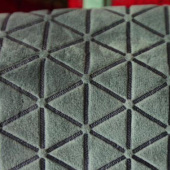 水晶超柔压胶 水晶绒全涤经编服装鞋帽家纺暖手袋面料 棱形图案现货