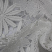 现货绣花服装面料