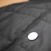 绗缝染色布 全涤梭织服装面料