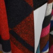 梭织染色混纺呢料服装面料