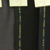 西服面料 70%T20%R10%W梭织染色制服服装面料 现货