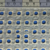 现货全棉棉布织布130CM幅花裙装布服装面料轻薄透气女装裙装布
