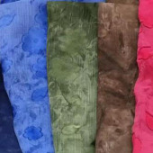 现货小梅花剪花扎染 服装面料轻薄透气女连衣裙布